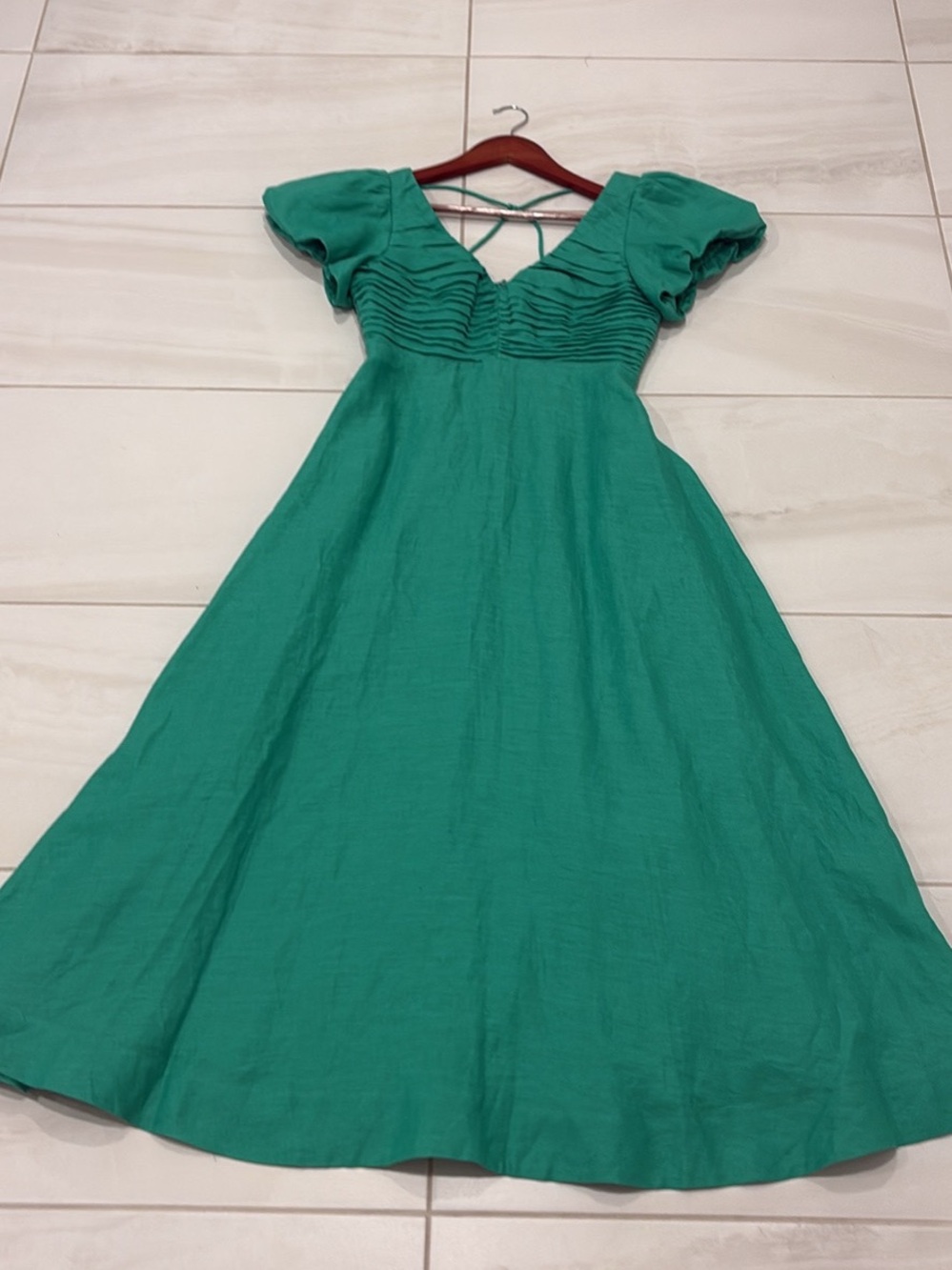 Ever New Emerald Green Maxi Dress with Puff Sleeves